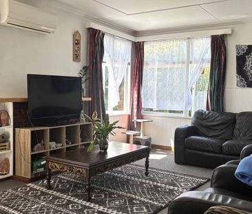 Tidy 2-Bedroom Home Close to Masterton CBD - Photo 3