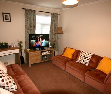 5 Hopedene Court - Photo 4