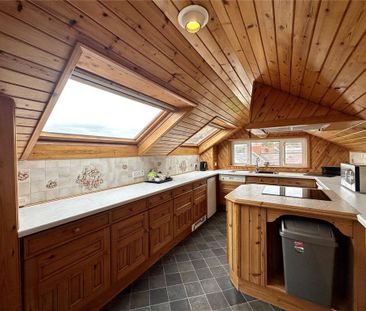 3 bedroom detached house to rent - Photo 3