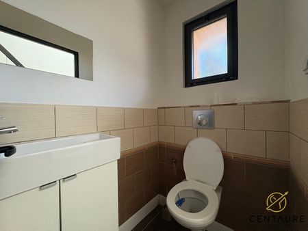 Location Maison 7 pièces 170m² MARCQ EN BAROEUL 59700 - Photo 2