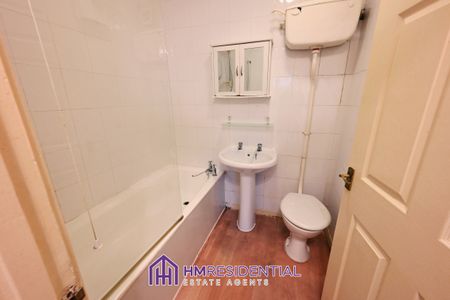 Available to the Market a 1 bed flat within Walking distance to the city centre, Liddle Road, Arthurs Hill, NE4 6PF £700.00 pcm 01/04/2026 - Photo 5