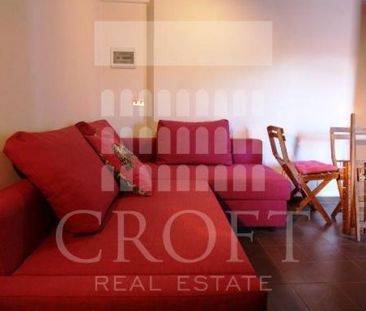 Attic-Aventino: Semi Furnished 2 bedroom, 1 bath, little balcony, p... - Photo 5