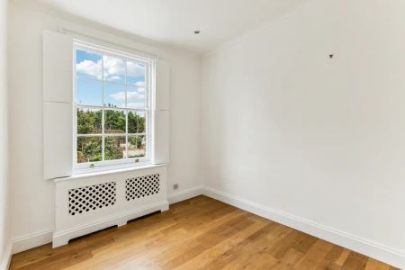 2 bedroom house in Wandsworth - Photo 2