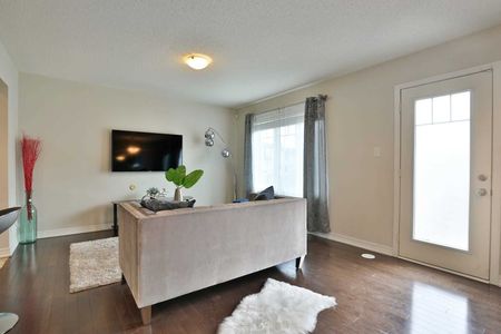 For Lease - 3089 Harbell Gate, Oakville, Ontario - Photo 5