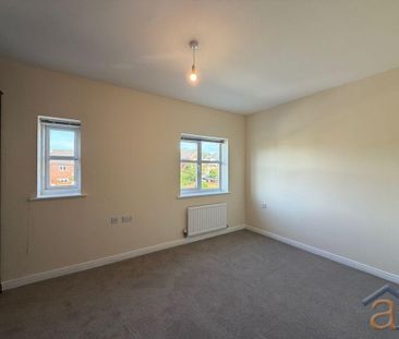 3 bedroom end of terrace house to rent - Photo 4