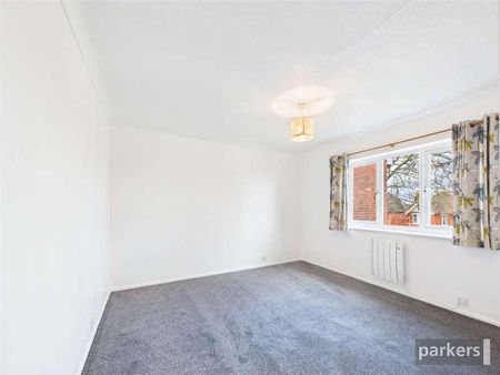 Bexley Court, Reading, Berkshire, RG30 - Photo 4