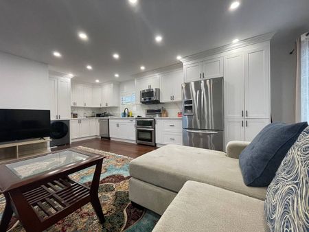 For Lease - 92 Crocus Drive, Toronto, Ontario - Photo 3