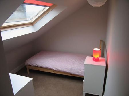 4 bedroom flat to rent - Photo 4