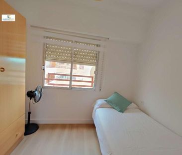 Piso de alquiler en Cabo de las Huertas - Photo 5