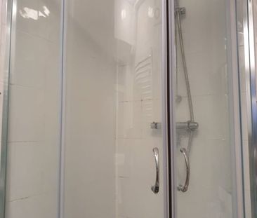 Room in a Shared Flat, Hickes House, NW6 - Photo 3