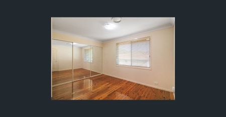 Modern Family Living in Kellyville Ridge - Photo 3