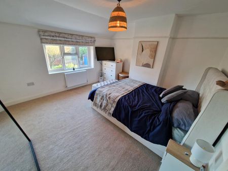 2 bedroom terraced house to rent - Photo 4