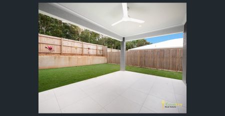 Impressive Large Home in Popular Estate!! - Photo 4