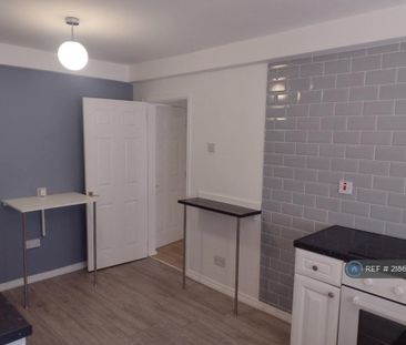 3 bedroom detached house to rent - Photo 6