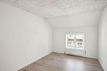 Flot taglejlighed på 110 m2 med altan - Foto 5