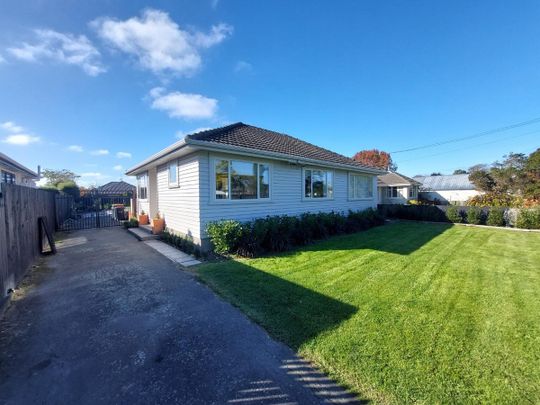 41 Moreland Avenue, Papanui - Photo 1