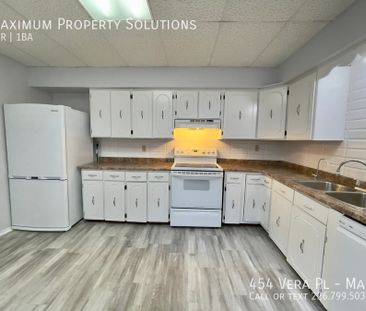 454 Vera Pl, Main Unit, Windsor - Photo 2