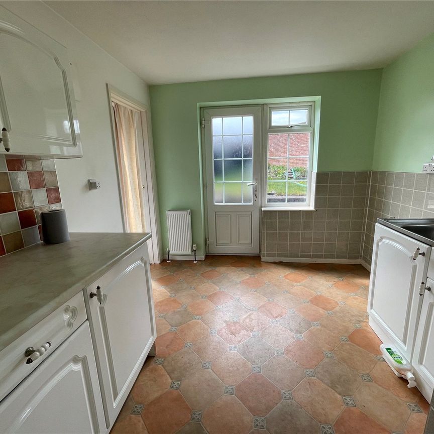 Taff Way, Tilehurst, Reading, RG30 - Photo 1