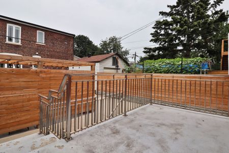 For Lease - 35 Cloverdale Road Unit# Main, Toronto, Ontario - Photo 5