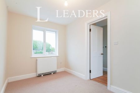 1 bedroom bungalow to rent Crescent Drive North, Brighton, BN2 - Photo 3