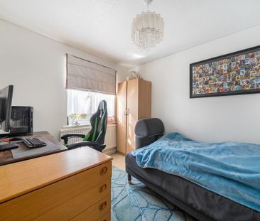 3 bedroom detached house to rent - Photo 5