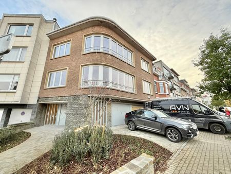 Appartement in Sint-Lambrechts-Woluwe - Photo 3