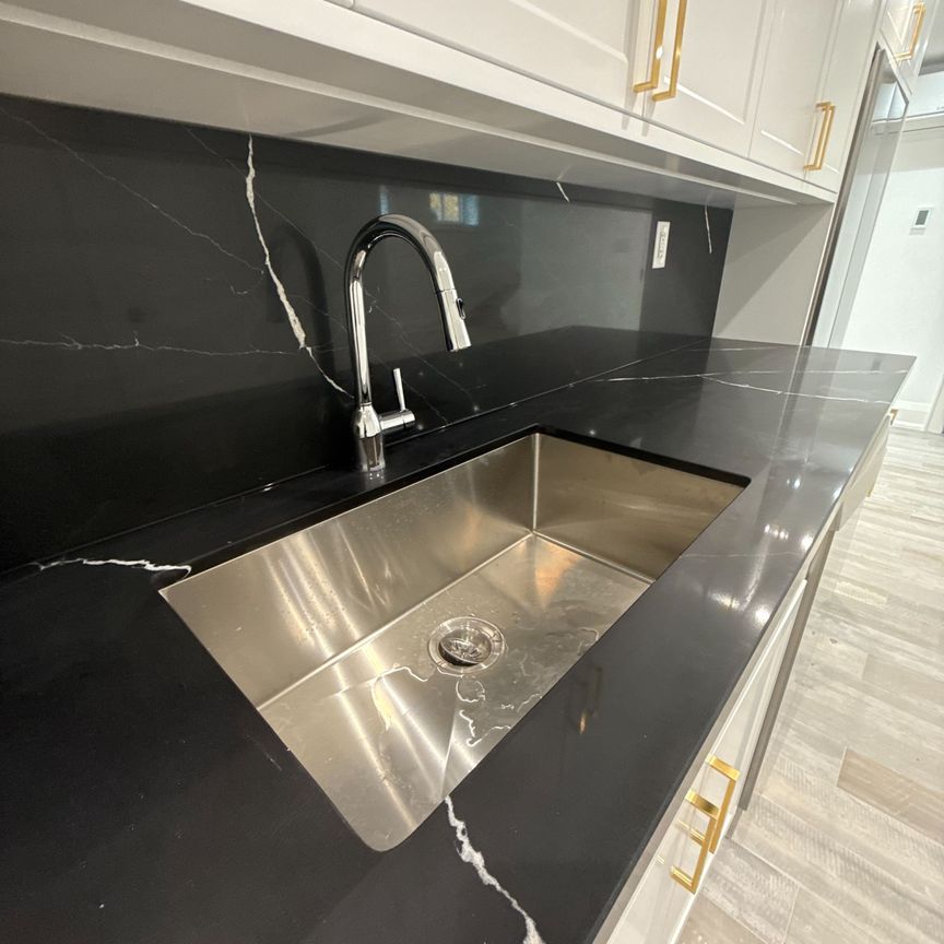 For Lease - 2101 Ian Avenue Unit# Basement, Mississauga, Ontario - Photo 1