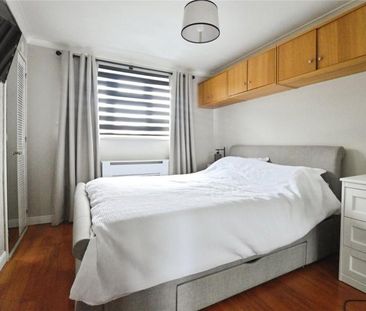 Harlow, Essex - Photo 5