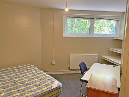 5 Bed Flat, Classic House, BS1 - Photo 4