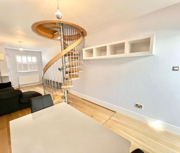 2 bedroom terraced house to rent - Photo 2