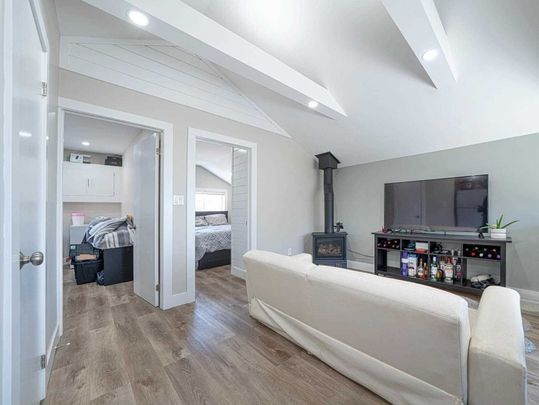 For Lease - 72 Farley Circle Unit# 2, Georgina, Ontario - Photo 1