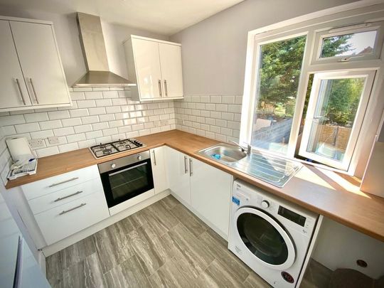 2 bedroom maisonette to rent - Photo 1