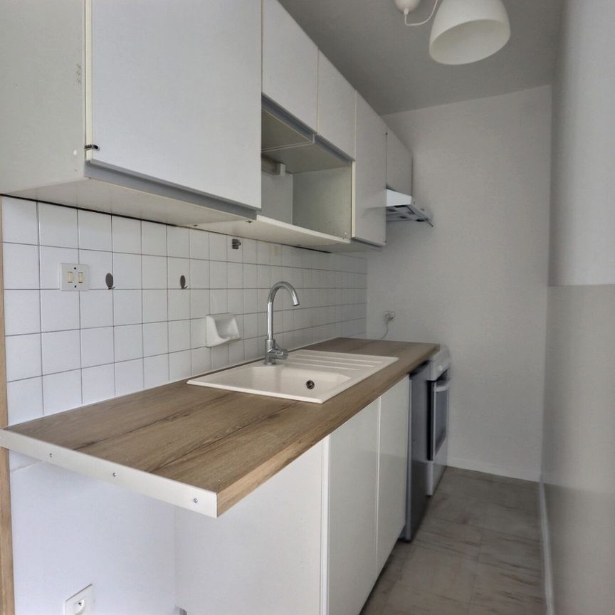 Location Appartement 1 pièce 28m² CHAMALIERES 63400 - Photo 1