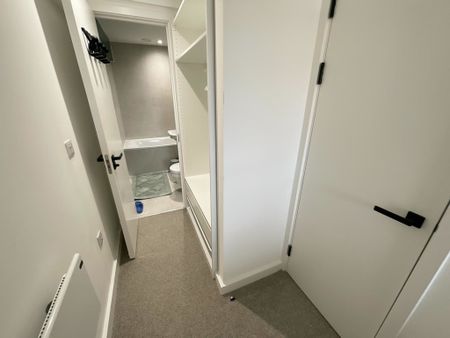 2 bedroom to let - Photo 3