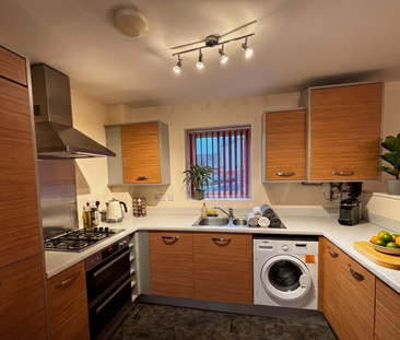 2 bedroom flat to rent - Photo 5