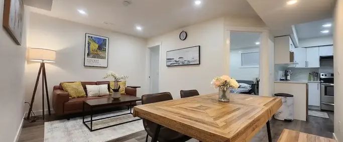 Beautiful Fully Furnished 2 Bed 1 Bath Plus den Basement Suite | Calgary - Photo 1