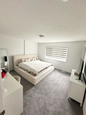 For Lease - 32 Edminston Drive, Centre Wellington, Ontario - Photo 1