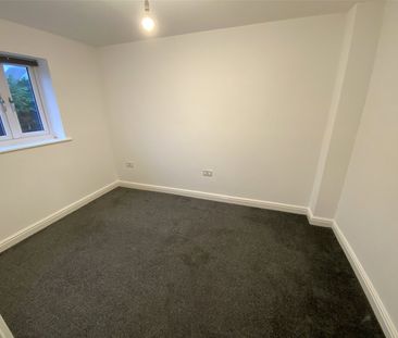 3 Bedroom House To Rent - Photo 2