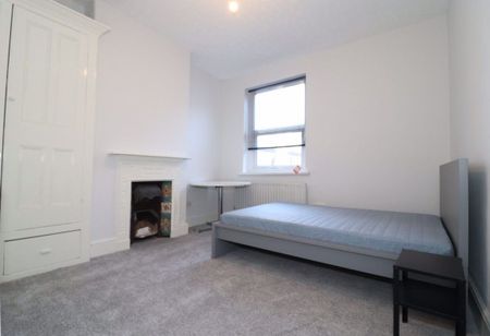 2 Bed - Colum Road, Cathays, Cardiff - Photo 5