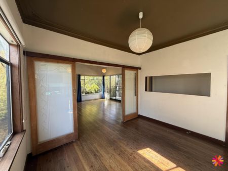 MID CENTURY - Photo 4