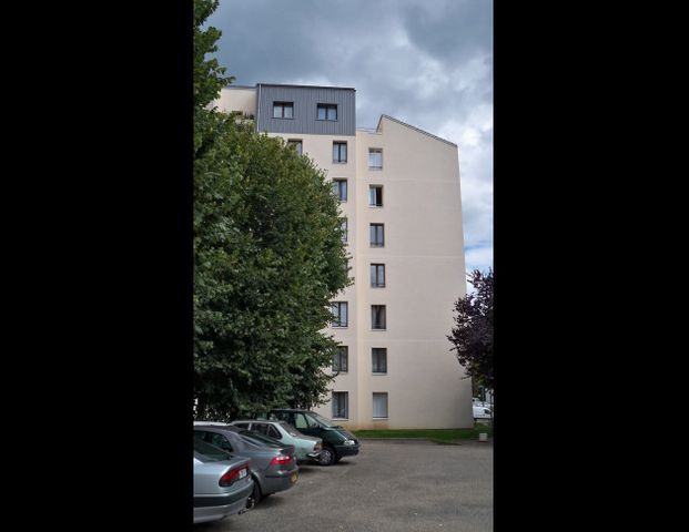 Location Appartement 4 pièces 94 m² Maromme - Photo 1