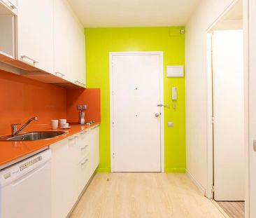Modern studio apartment in Eixample - Photo 5
