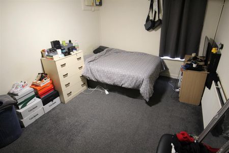 Royal Park Terrace, Leeds, LS6 1EX - Photo 4