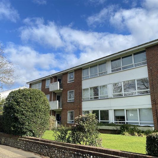 St Botolphs Court, St Botolphs Road, Worthing, - Photo 2
