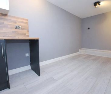 1 bedroom house of multiple occupation to rent - Photo 1