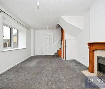 2 bedroom end of terrace house to rent - Photo 2