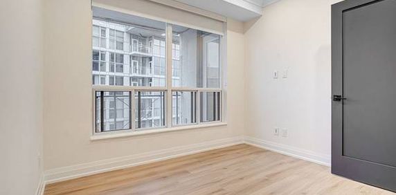 Palace Pier & Lakeshore Spacious 2Bdrm Gorgeously Renovated Near Lake - Photo 2