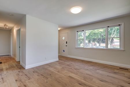 For Lease - 1805 Whitehall Drive, London East, Ontario - Photo 3