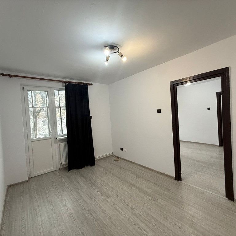 Apartament 2 camere – etaj 1- zona Cinema Patria - Photo 1