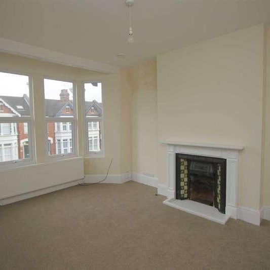 Wimborne Road, Southend On Sea, SS2 - Photo 1